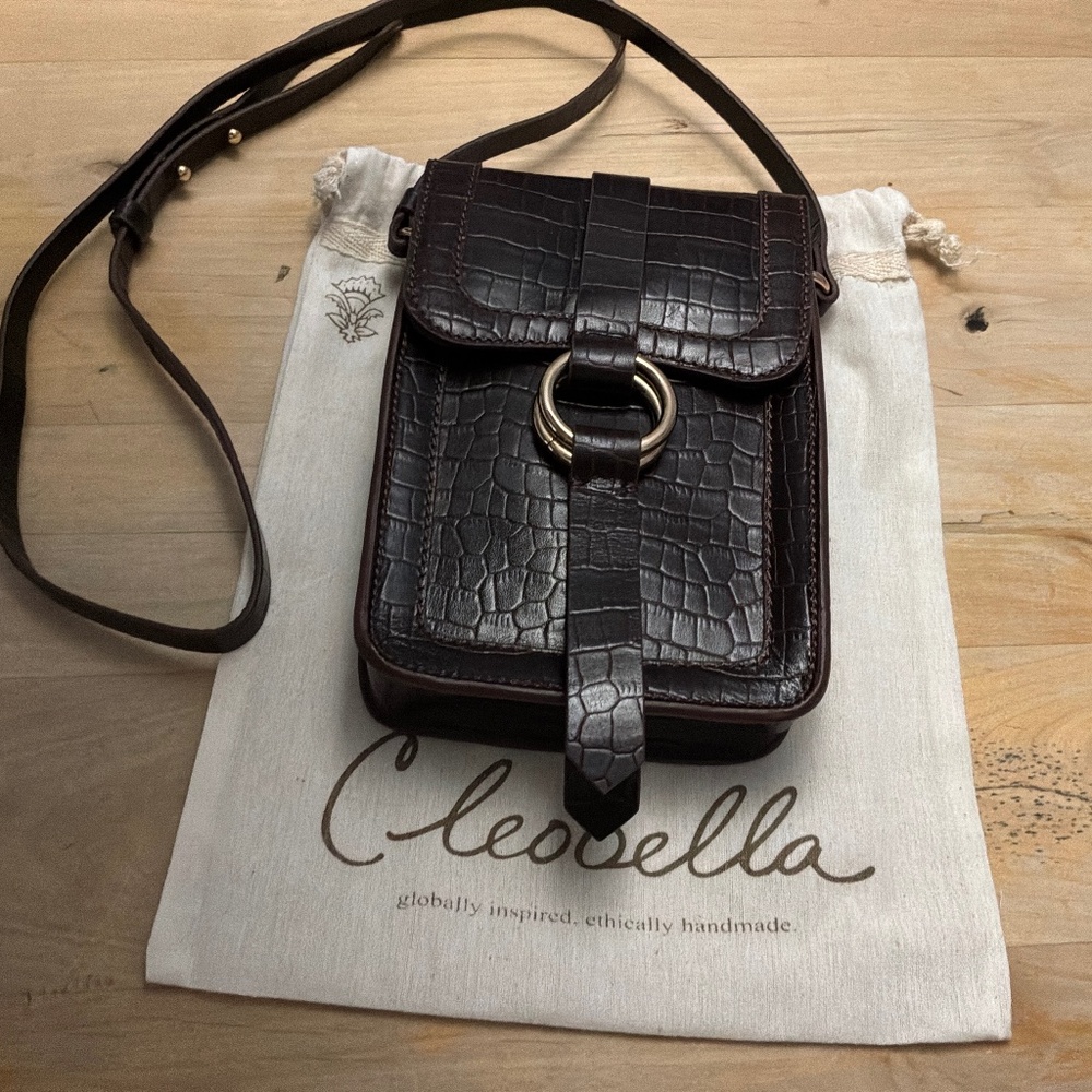 CLEOBELLA CROSSBODY LEATHER BAG NWOT